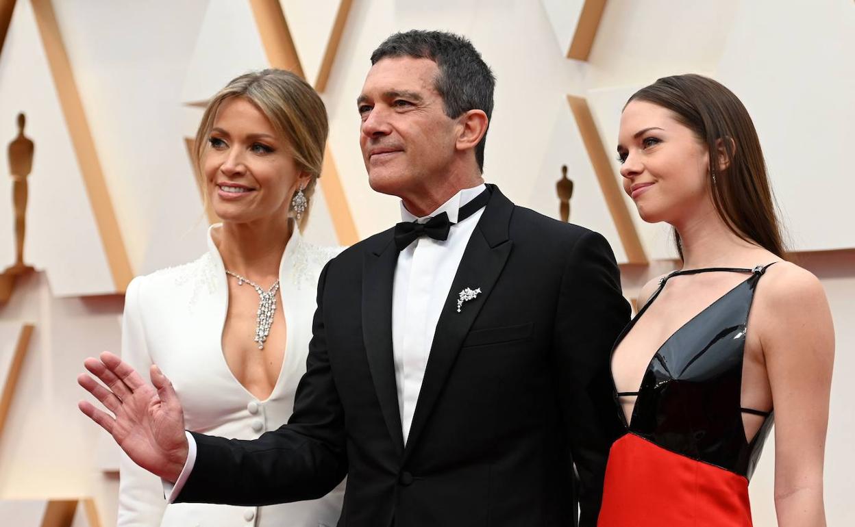 Stella del Carmen | El motivo por el que la hija de Antonio Banderas ya